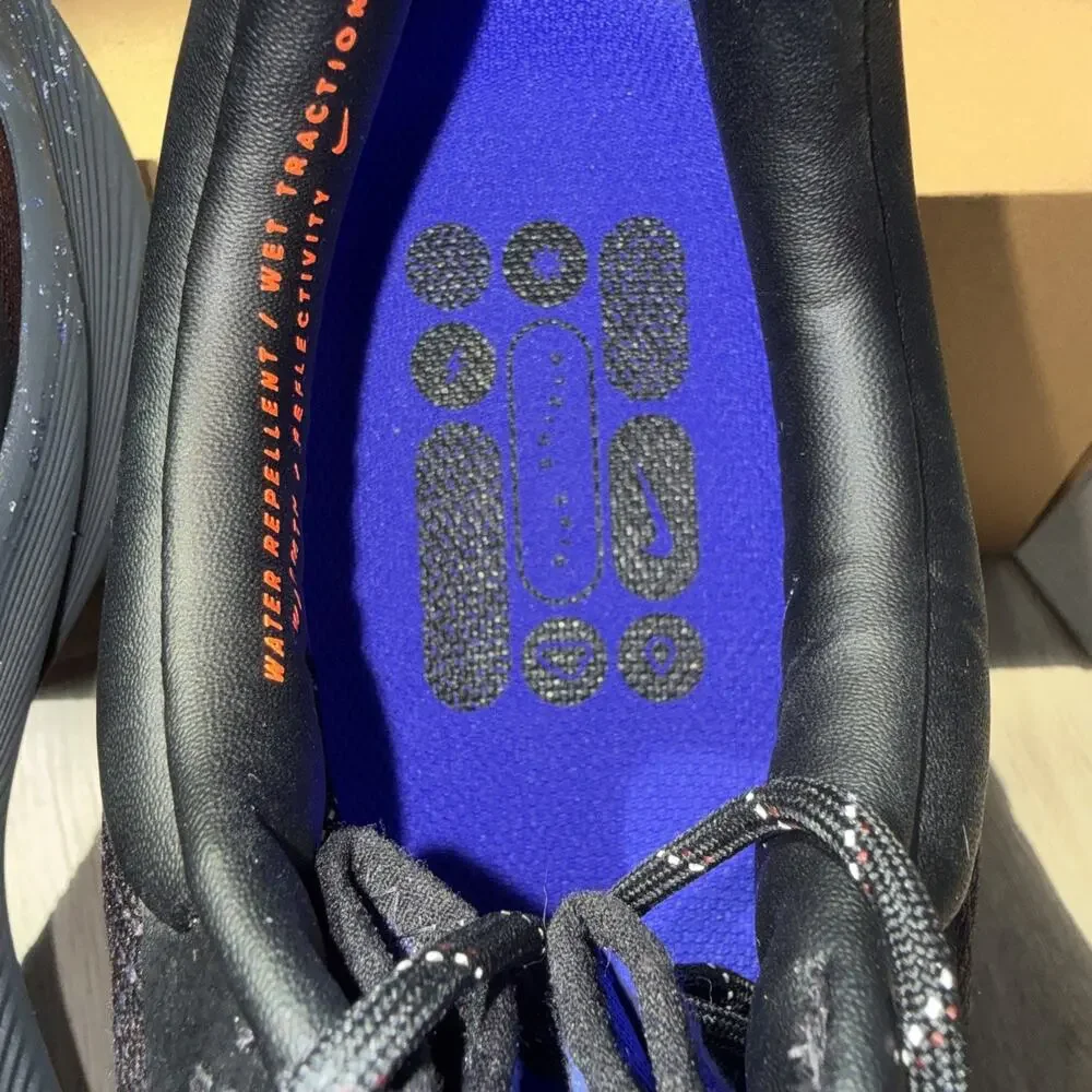 Nike product pair
